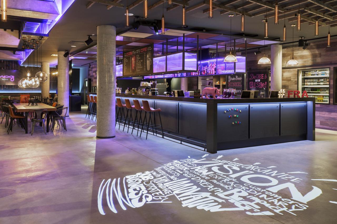 Moxy Frankfurt East Hotel Frankfurt am Main Exterior photo